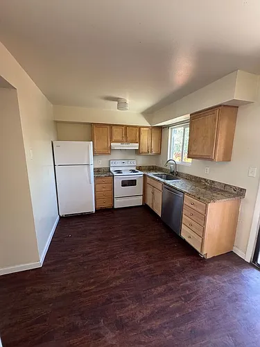 2809 N Mountain Ave Photo 1