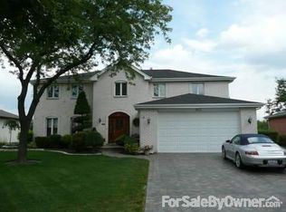 913 Aegean Dr, Schaumburg, IL 60193