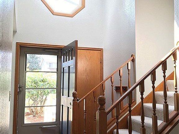 3rd image of 12013 224th Avenue Ct E