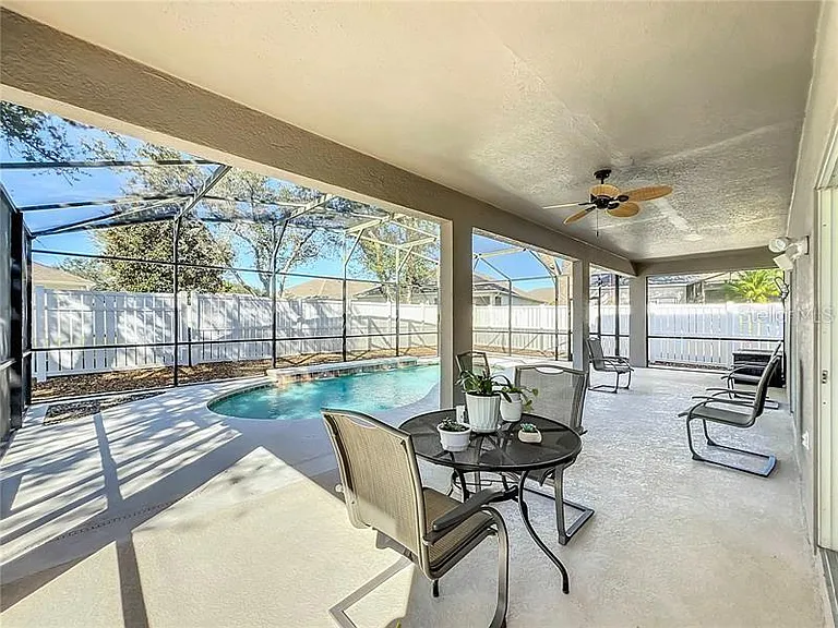 9855 Secret Cove Ln — Photo 18