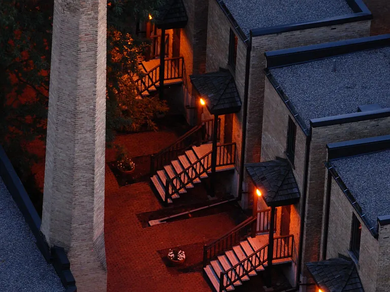 Laurel Village Apartments — Photo 13