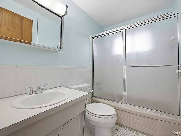2500 Sheridan Dr #16 — Photo 10