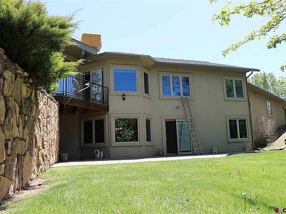 3rd image of 1380 SE Deer Creek Dr
