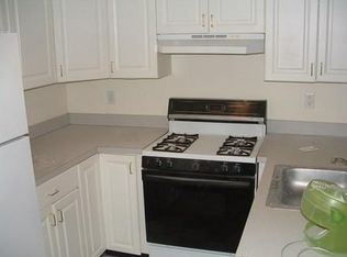 322 Saint Paul St APT 2, Brookline, MA 02446