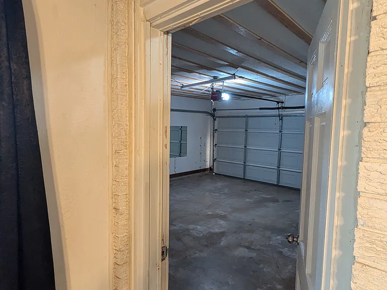 2311 Lange St — Photo 28