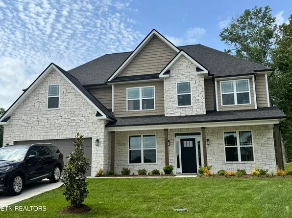 8911 Twisted Willow Ln, Knoxville, TN 37931