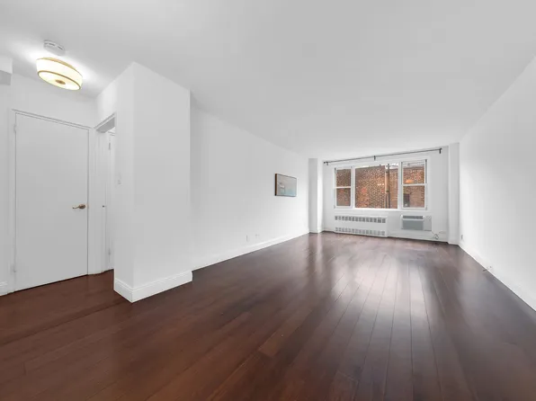 1270 5th Avenue image 3 of 11