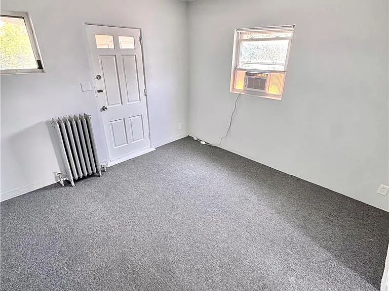 31 N 12th St #3 — Photo 13