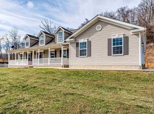 610 Statler Run Rd, Fairview, WV 26570