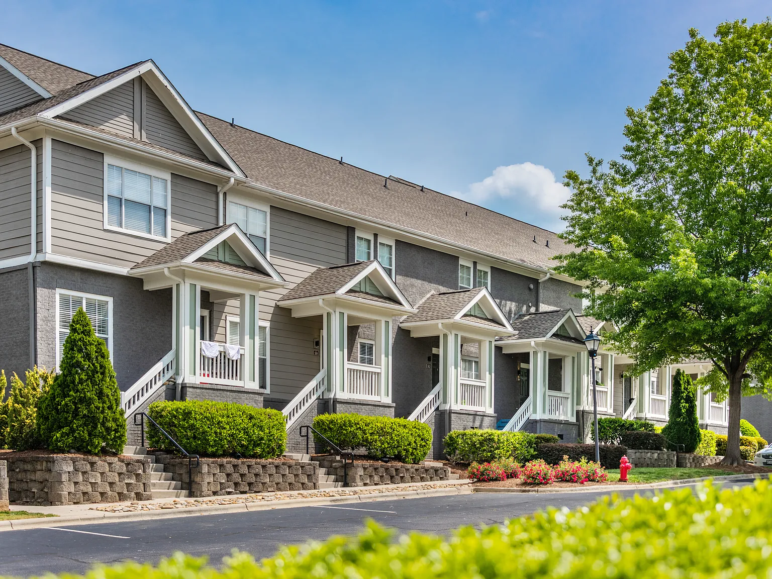 J501 Estates Cottages & Townhomes — Photo 3