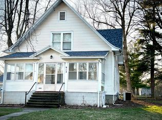 913 Elm St, Slater, MO 65349