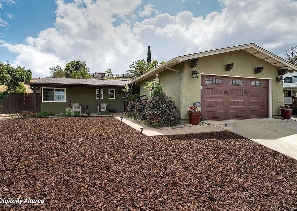 1st image of 13833 Los Coches Rd E