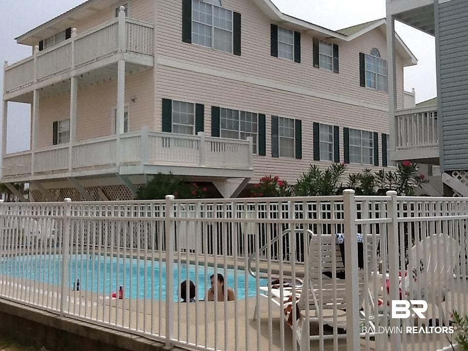1st image of 1552 W Beach Blvd #7