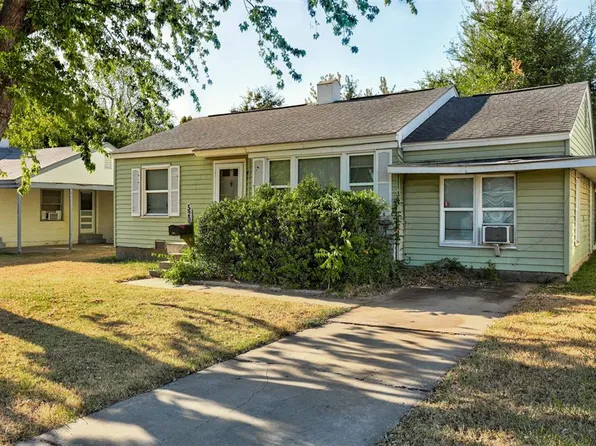 520 E Ercoupe Dr, Midwest City, OK 73110