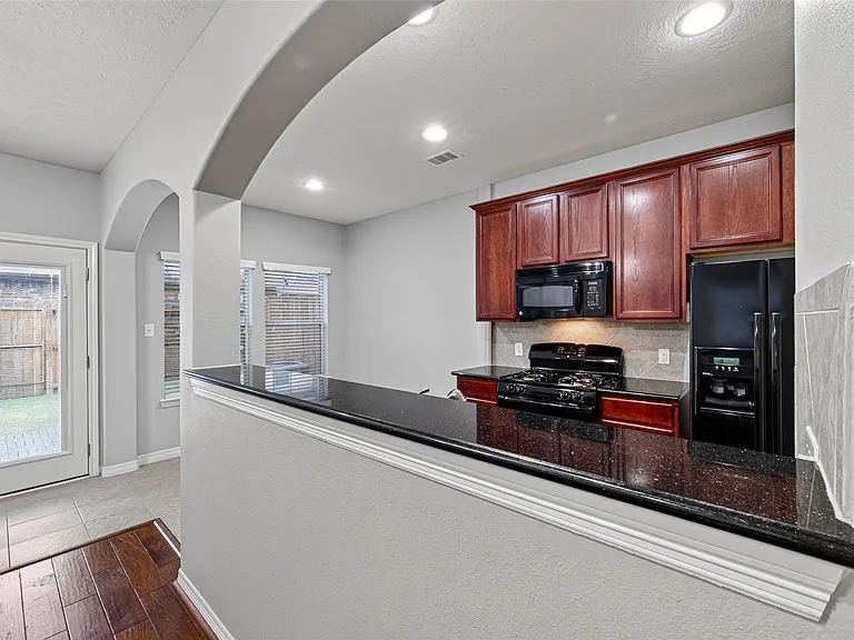 8910 Minola Oaks Dr — Photo 8