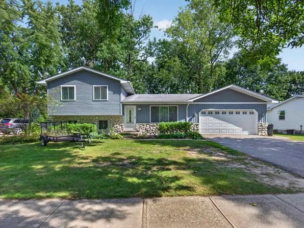 3308 Waldo Ave, Midland, MI 48642