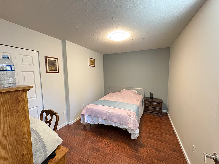 223 Saturna Dr — Photo 6