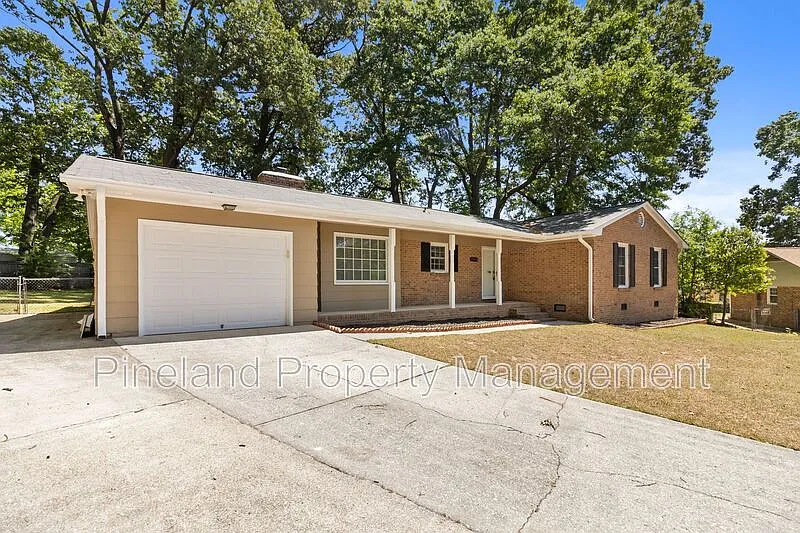 3 bed, 2.0 bath, 1635 sqft, $1,525 — Photo 3