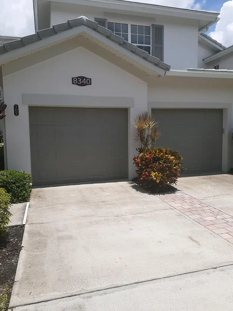 3 bed, 2016 sqft, $6,000 — Photo 1