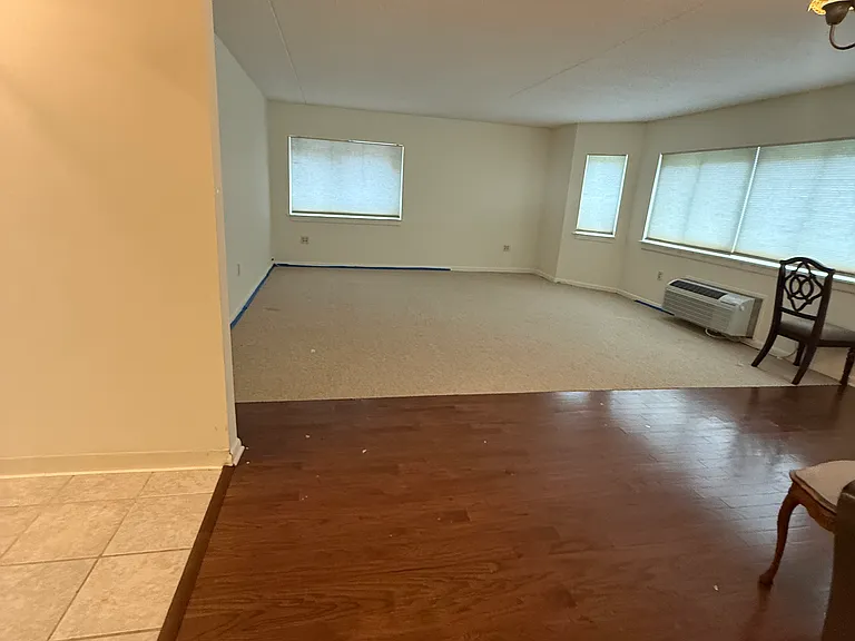 310 Lookout Ave #106 — Photo 18