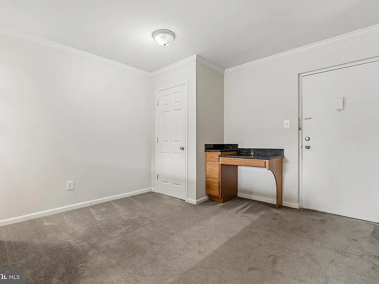 8511 Barrington Ct #S — Photo 5