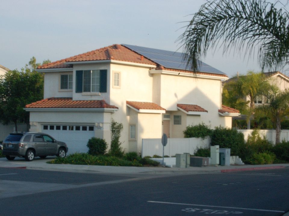 Note Solar Energy on Roof