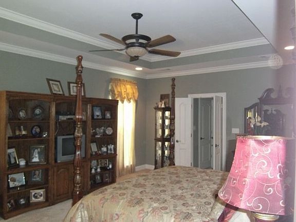 5th image of 43629 Wood Hollow Dr