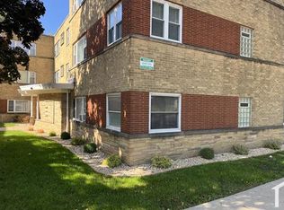 11410 S Western Ave APT 1A, Chicago, IL 60643