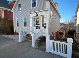 528 Main St #3, Woburn, MA 01801