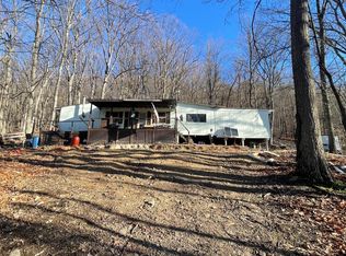 Intimidators Rd, Petersburg, WV 26847