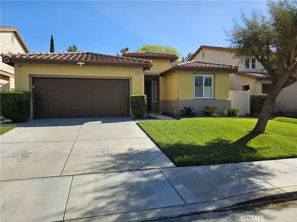 1034 Queen Annes Ln, Beaumont, CA 92223