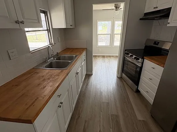 12019 Cartwright Dr, Hudson, FL 34667