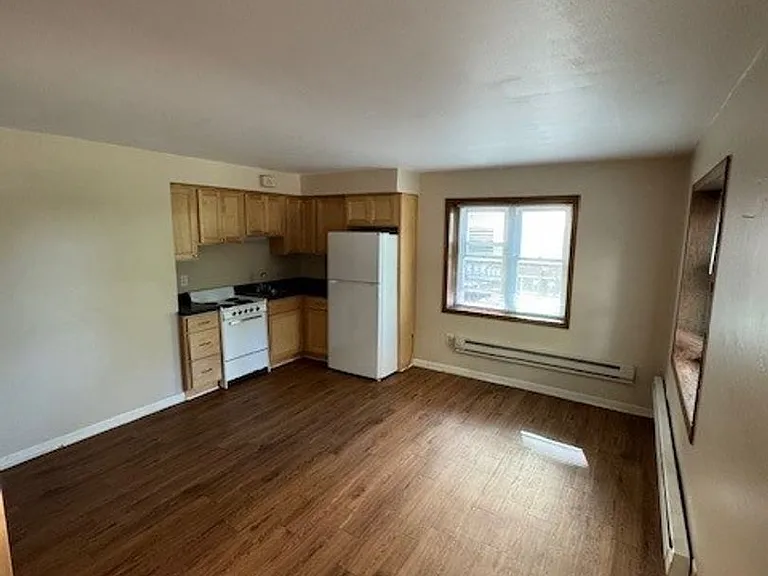529 N Pinckney St — Photo 8