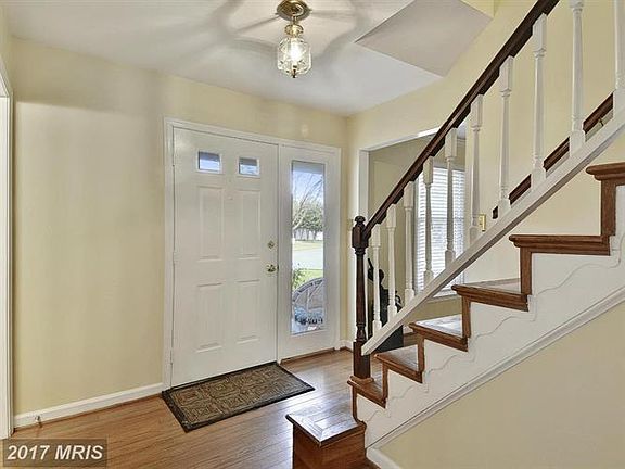 3rd image of 3501 Treaty Oak Ct