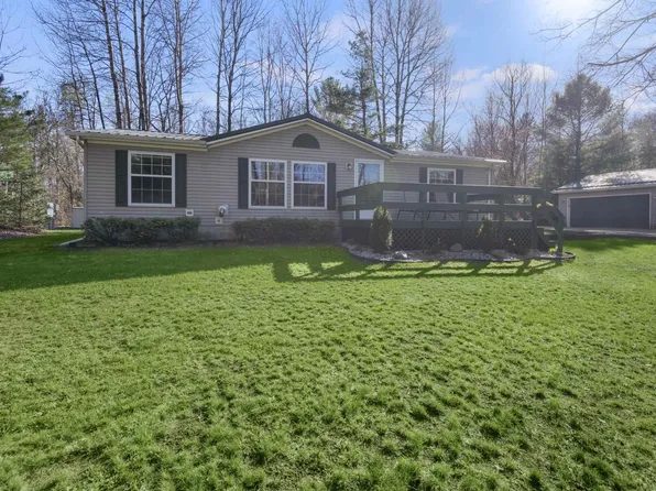 W11778 Darrow Ln, Silver Cliff, WI 54104