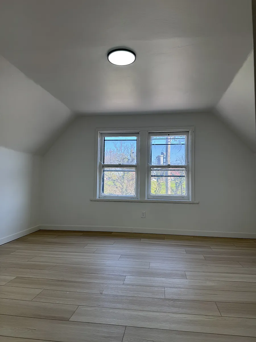 Building Photo - 311 Hilton Pl #7