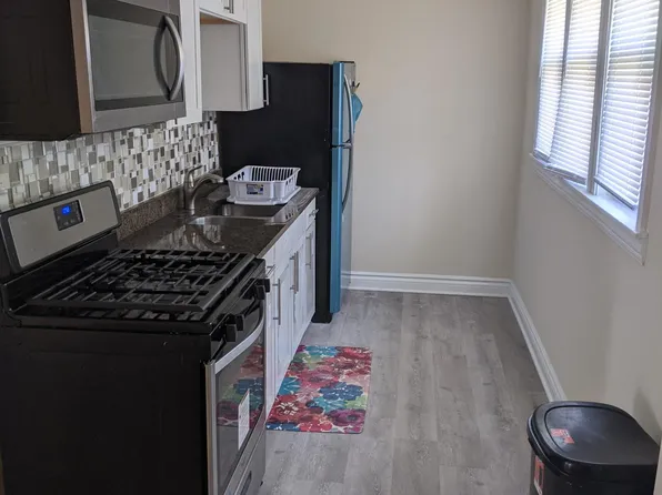 518 N Allyn St #1, Carbondale, IL 62901