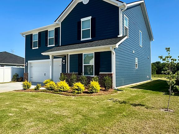 3rd image of 1020 Cunningham Farm Dr