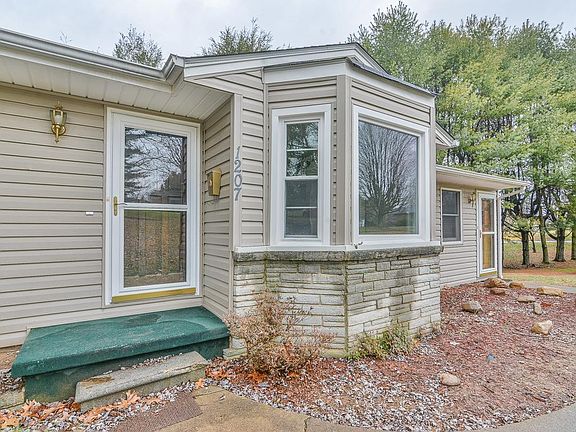 2nd image of 1207 Woodmont Dr