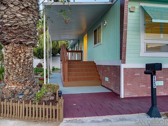 4th image of 2300 E Valley Pkwy Spc 123