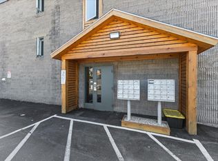 833 Queen City Park Rd, South Burlington, VT 05403