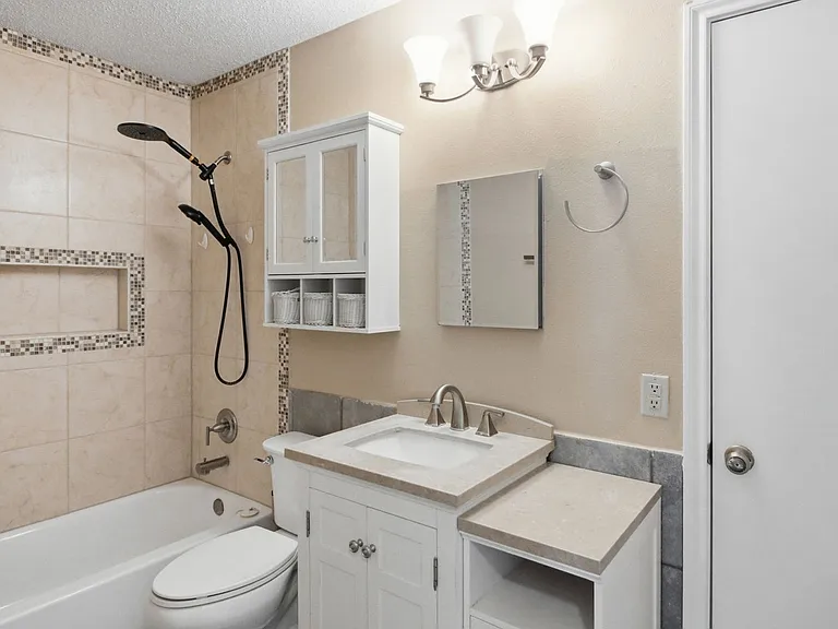 9847 Alexa Pl — Photo 17