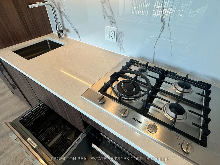 18 Esther Shiner Blvd #2306 — Photo 19