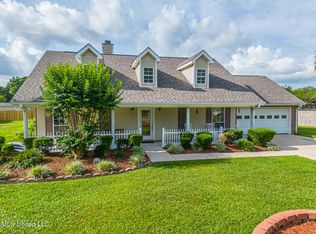 9249 Taylor Dr, Biloxi, MS 39532