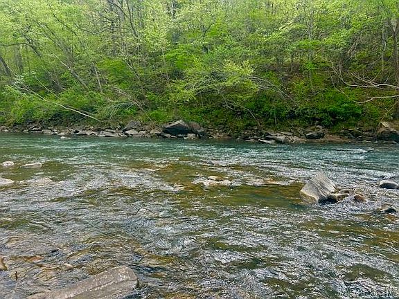 2nd image of 1939 Meadow Creek Rd