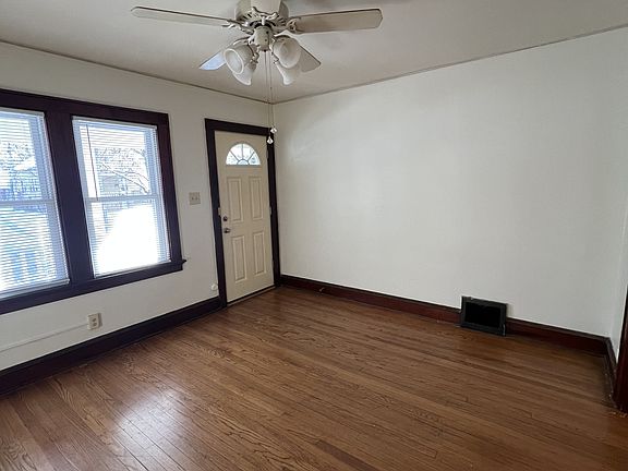 2nd image of 3812 W Mount Vernon Ave #3812