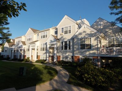 3027 Nicklaus Ln, Wadsworth, IL, 60083