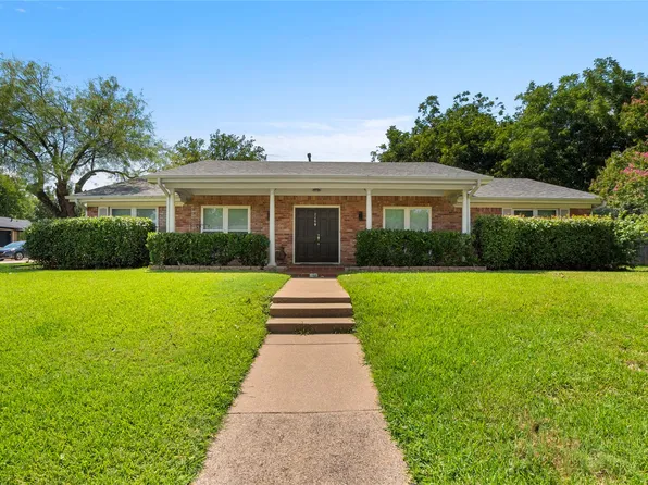 2109 Stonegate Dr N, Bedford, TX 76021