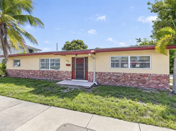 704 E Hillsboro Blvd, Deerfield Beach, FL 33441