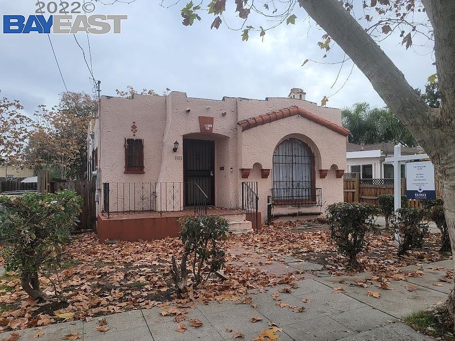 1st image of 1383 Elm St
